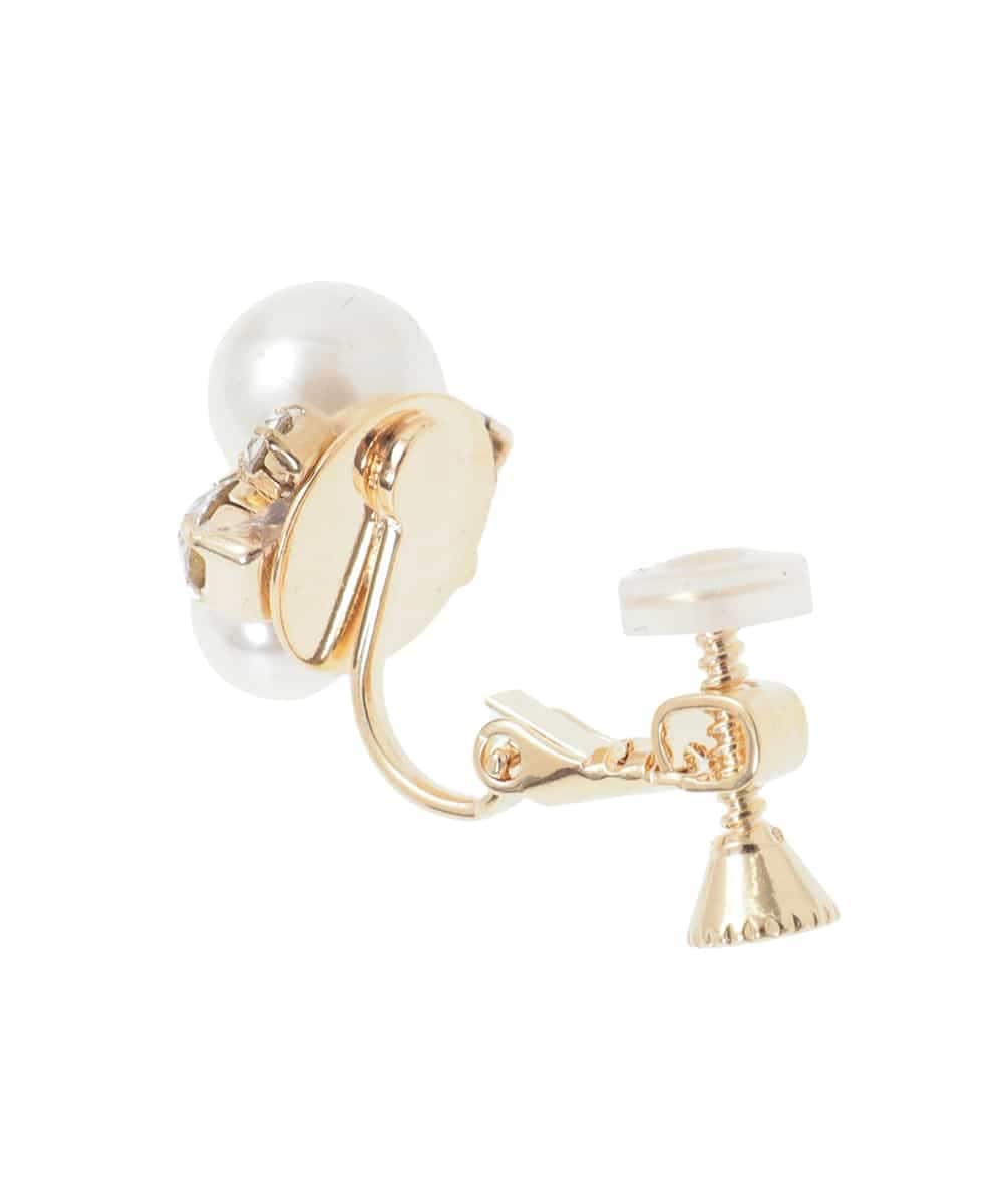 K1PCD01012 a.v.v(アー・ヴェ・ヴェ) パールビジューイヤリング アイボリー