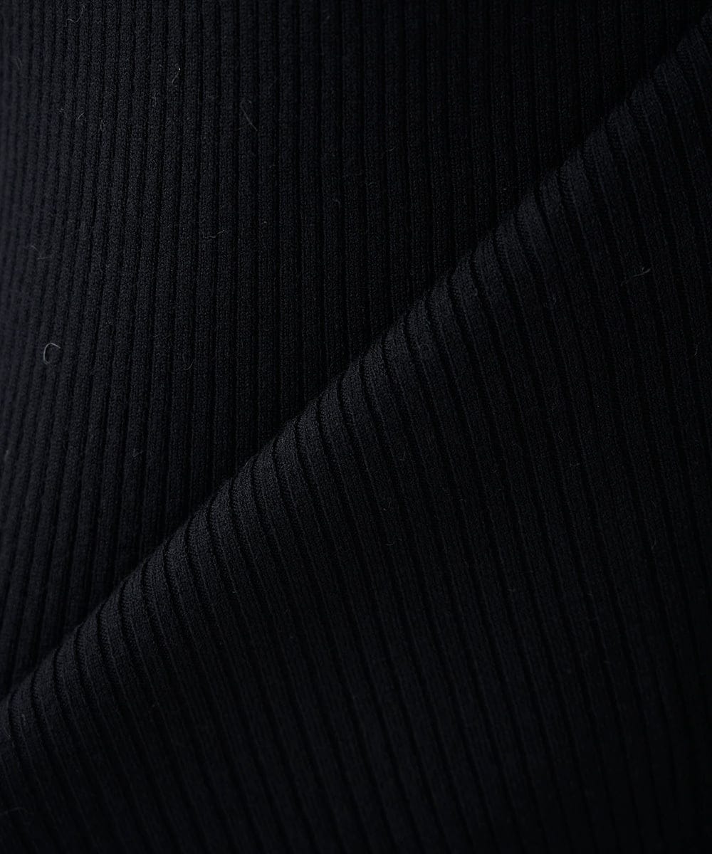 K2AKA01089 a.v.v(アー・ヴェ・ヴェ) 【2SET】フェザーベスト×フレアニットワンピース ブラック