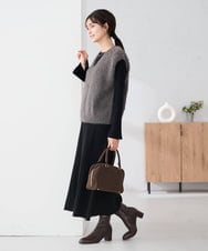 K2AKA01089 a.v.v(アー・ヴェ・ヴェ) 【2SET】フェザーベスト×フレアニットワンピース ブラック