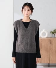 K2AKA01089 a.v.v(アー・ヴェ・ヴェ) 【2SET】フェザーベスト×フレアニットワンピース ブラック