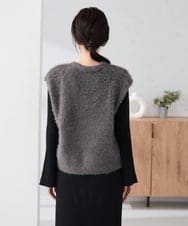 K2AKA01089 a.v.v(アー・ヴェ・ヴェ) 【2SET】フェザーベスト×フレアニットワンピース ブラック