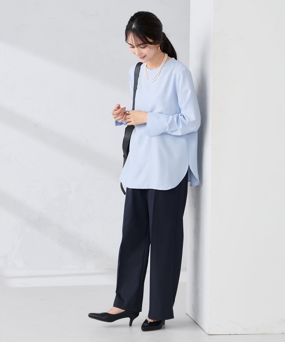 K2BBD14034 a.v.v(アー・ヴェ・ヴェ) ノーカラーカフスブラウス アイボリー