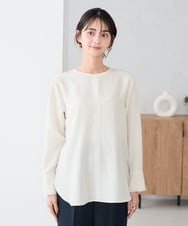 K2BBD14034 a.v.v(アー・ヴェ・ヴェ) ノーカラーカフスブラウス アイボリー