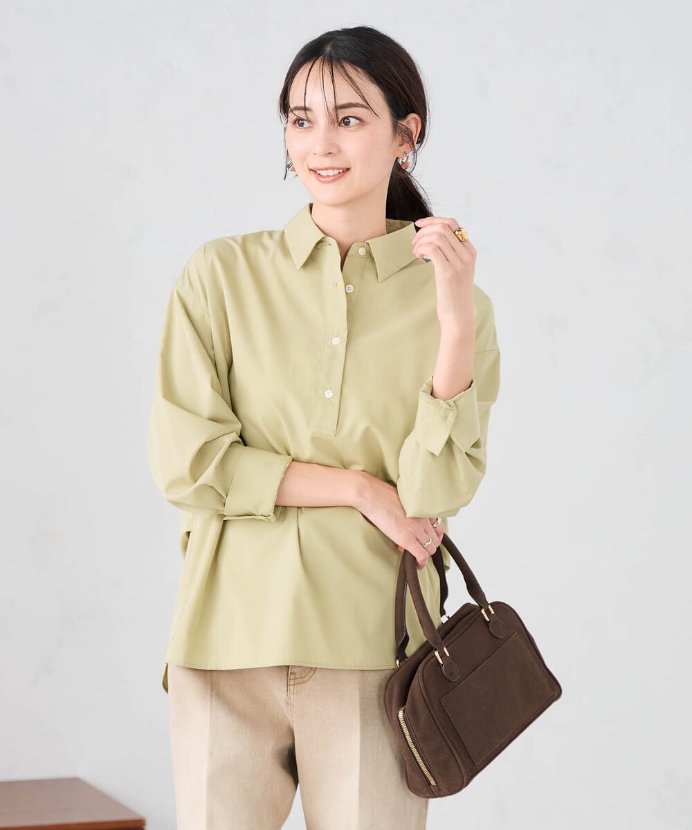 K2BFD02044 a.v.v(アー・ヴェ・ヴェ) 【シワになりにくい】スキッパーシャツ ライトカーキ