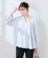 K2BFD23059 a.v.v(アー・ヴェ・ヴェ) エアリーフレアブラウス ライトブルー