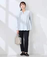 K2BFD23059 a.v.v(アー・ヴェ・ヴェ) エアリーフレアブラウス ライトブルー