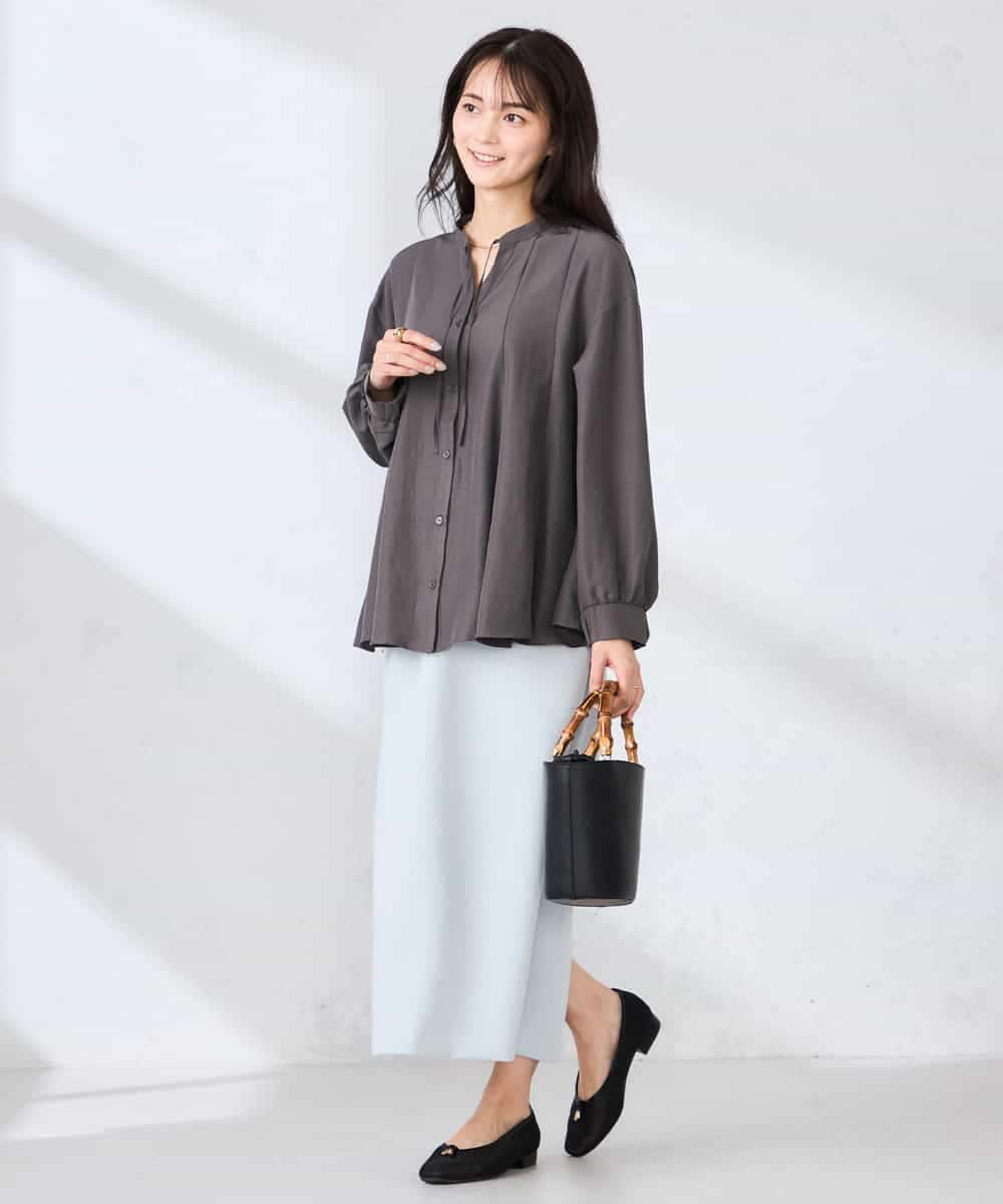 K2BFD23059 a.v.v(アー・ヴェ・ヴェ) エアリーフレアブラウス ライトブルー