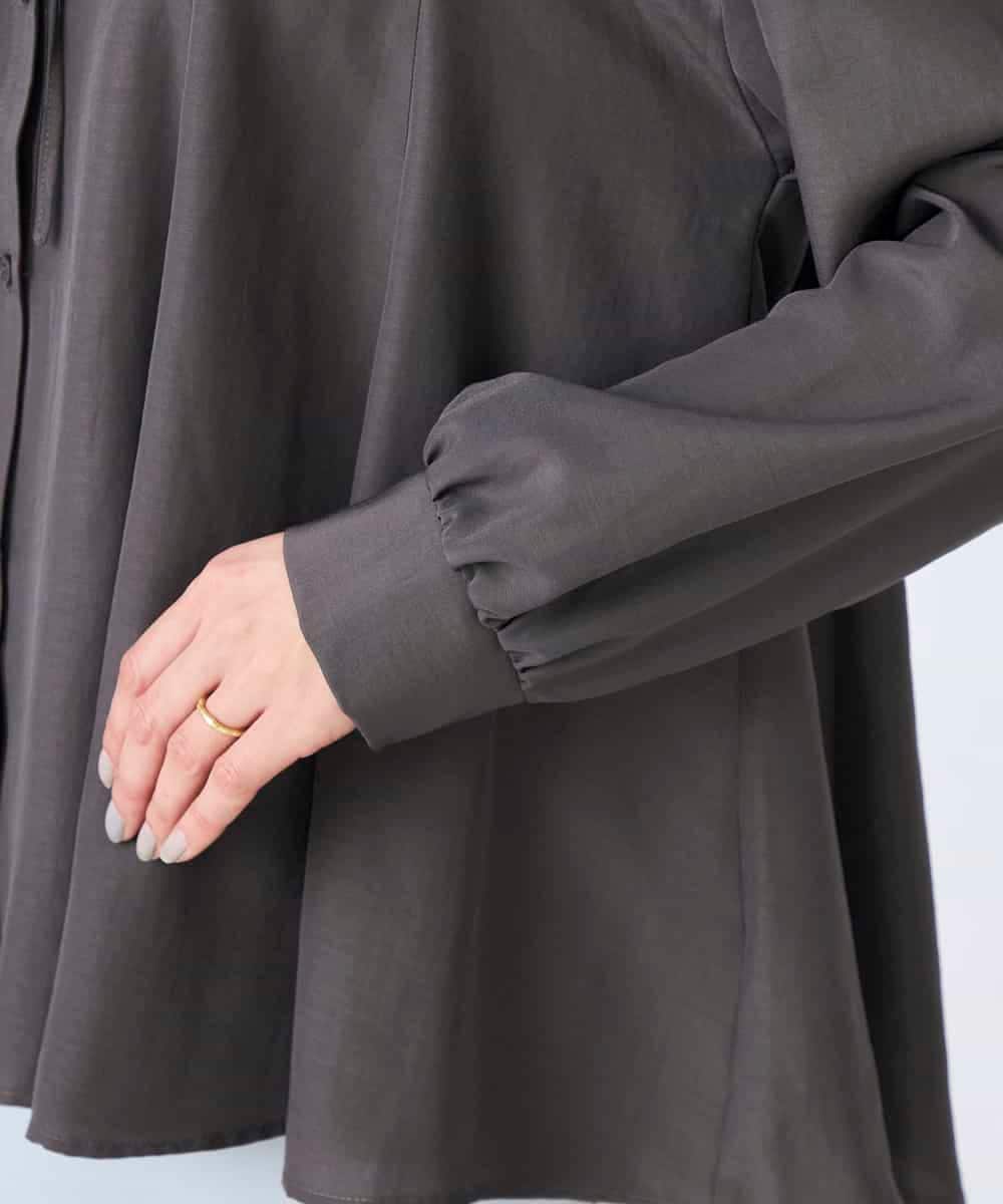 K2BFD23059 a.v.v(アー・ヴェ・ヴェ) エアリーフレアブラウス ライトブルー