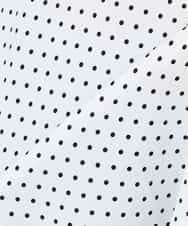 K2BFD25049 a.v.v(アー・ヴェ・ヴェ) フリルVネックドット柄ブラウス ホワイト