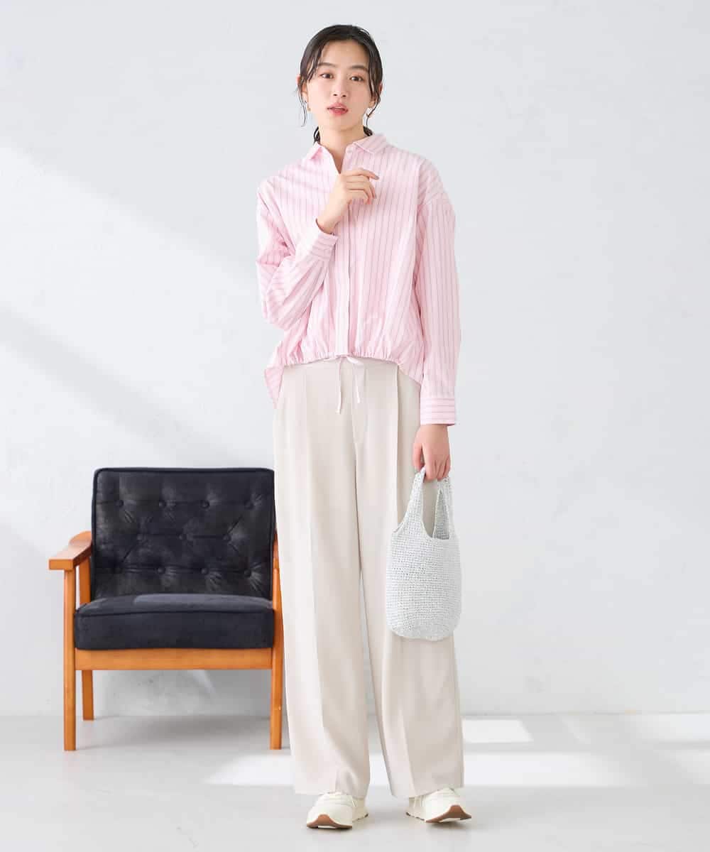 K2BFD28049 a.v.v(アー・ヴェ・ヴェ) ストライプ柄クロップドシャツ ピンク