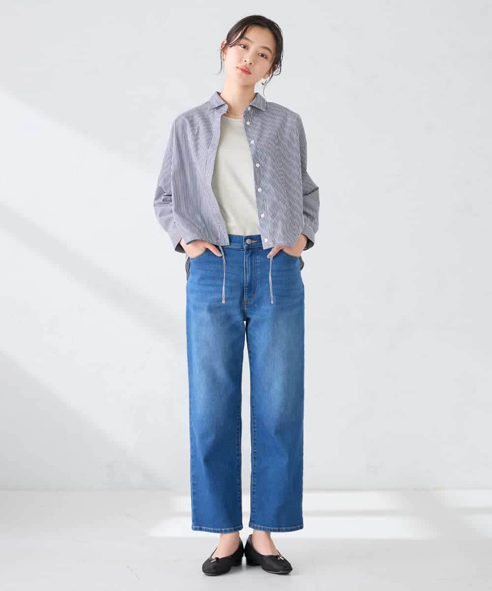 K2BFD28049 a.v.v(アー・ヴェ・ヴェ) ストライプ柄クロップドシャツ ピンク