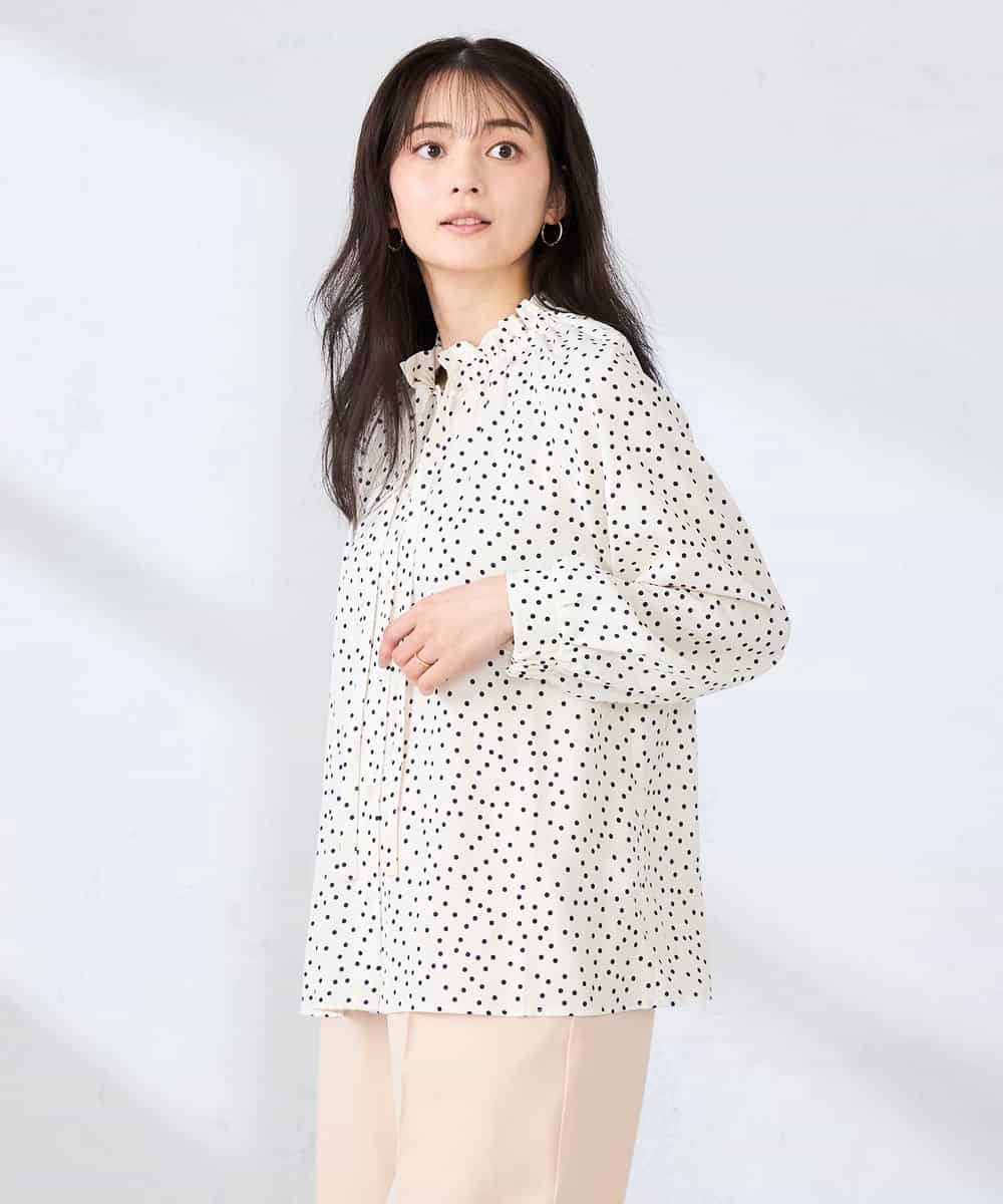 K2BFD34049 a.v.v(アー・ヴェ・ヴェ) フリルネックボウタイブラウス ネイビー