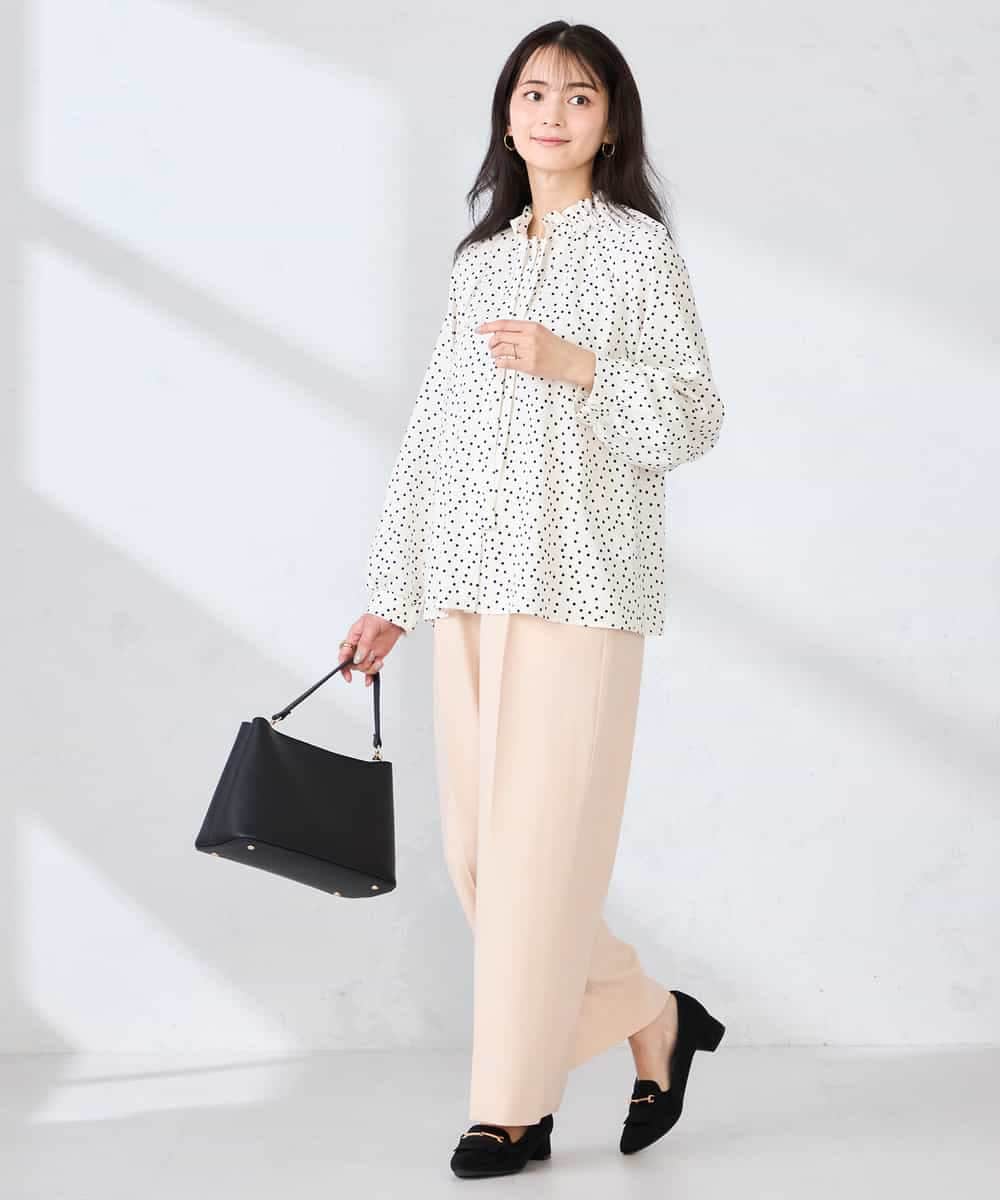 K2BFD34049 a.v.v(アー・ヴェ・ヴェ) フリルネックボウタイブラウス ネイビー