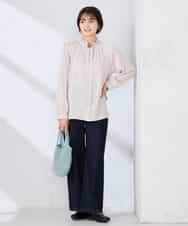 K2BFD34049 a.v.v(アー・ヴェ・ヴェ) フリルネックボウタイブラウス ネイビー