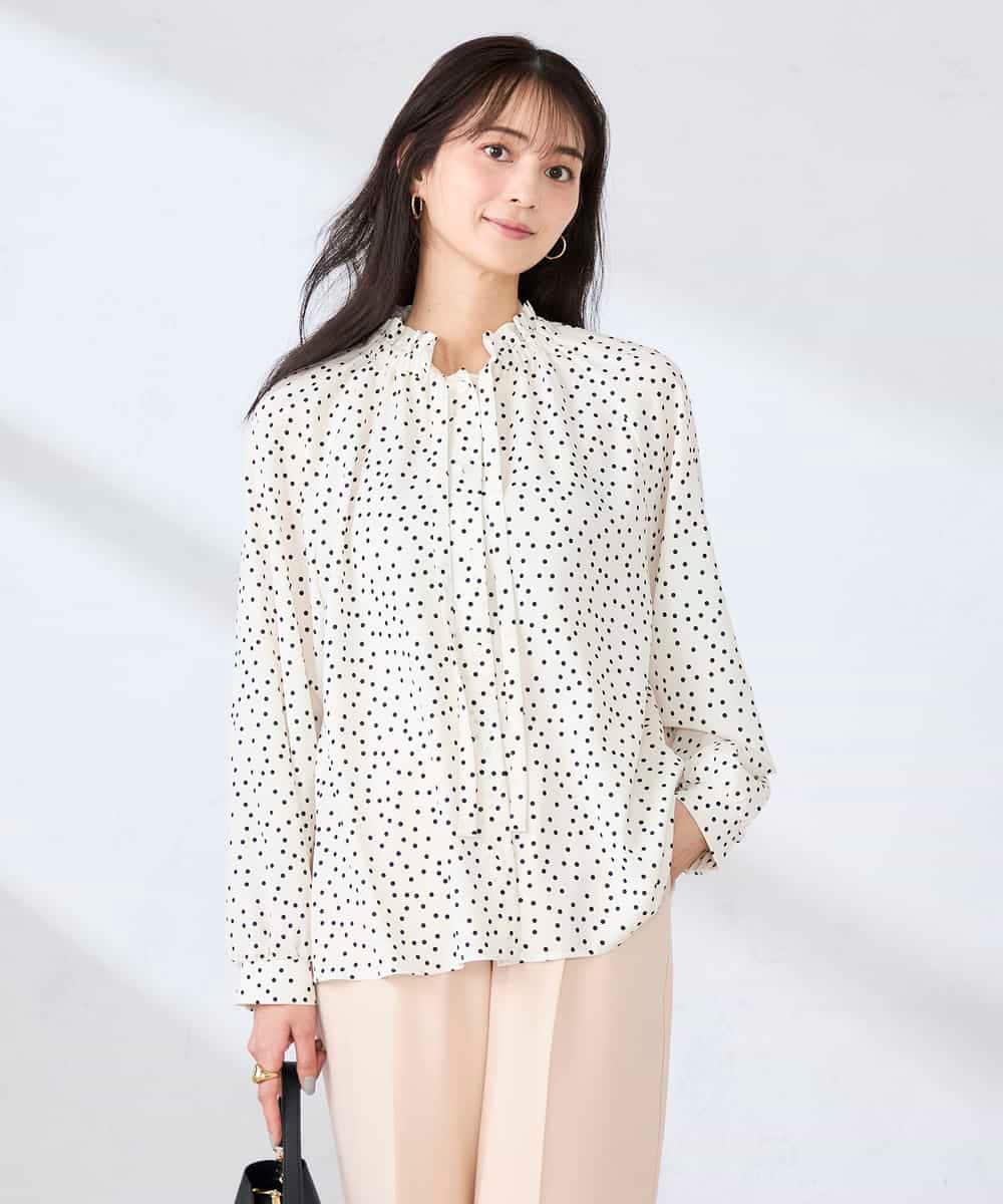 K2BFD34049 a.v.v(アー・ヴェ・ヴェ) フリルネックボウタイブラウス アイボリー