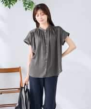 K2BGD05039 a.v.v(アー・ヴェ・ヴェ) 【接触冷感/UVカット】サテンギャザーブラウス【吸水速乾/イージーケア】 ダークグレー