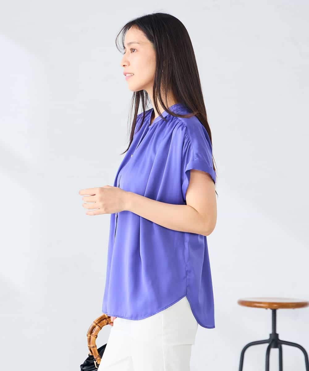 K2BGD05039 a.v.v(アー・ヴェ・ヴェ) 【接触冷感/UVカット】サテンギャザーブラウス【吸水速乾/イージーケア】 ダークグレー