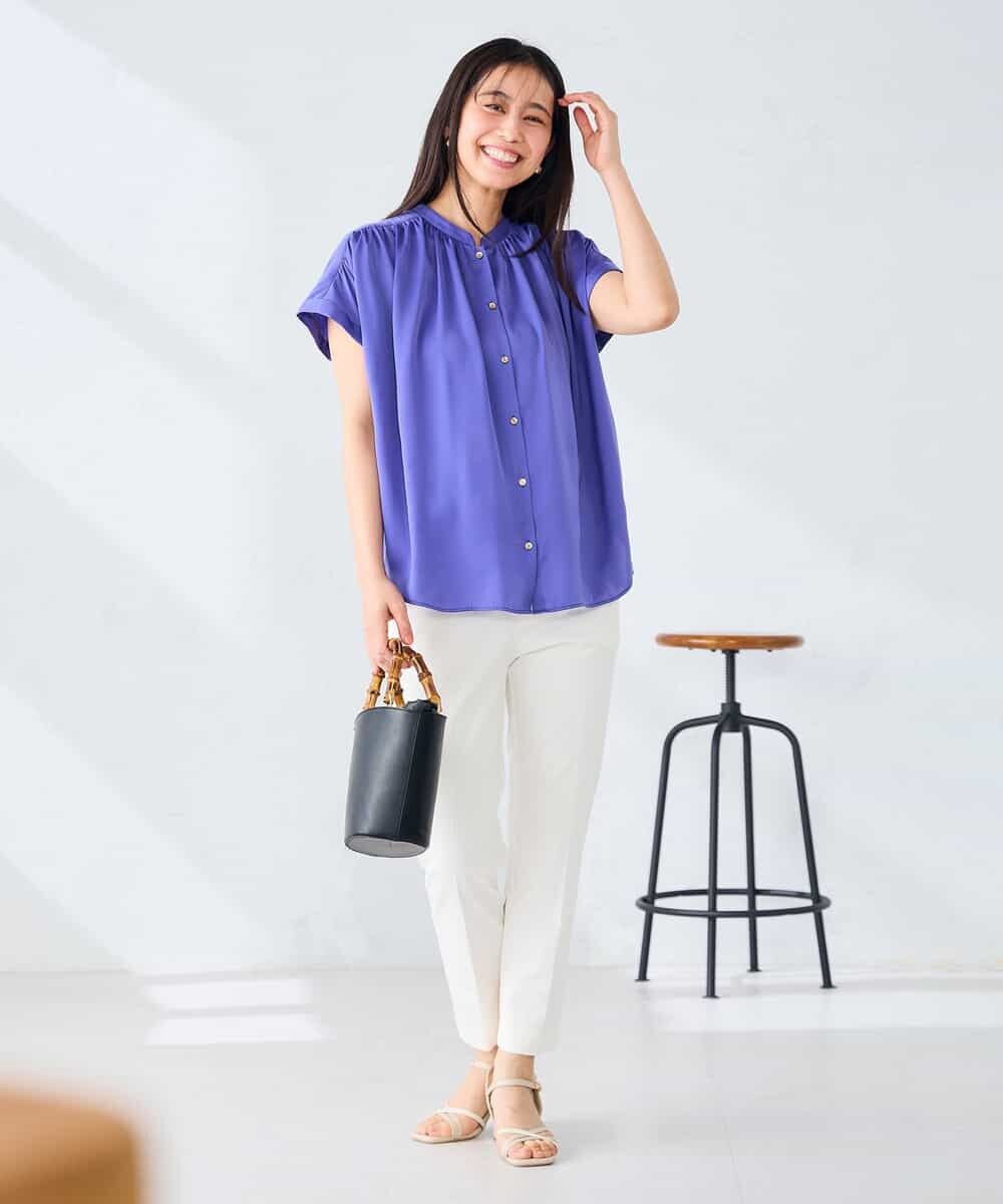 K2BGD05039 a.v.v(アー・ヴェ・ヴェ) 【接触冷感/UVカット】サテンギャザーブラウス【吸水速乾/イージーケア】 ダークグレー