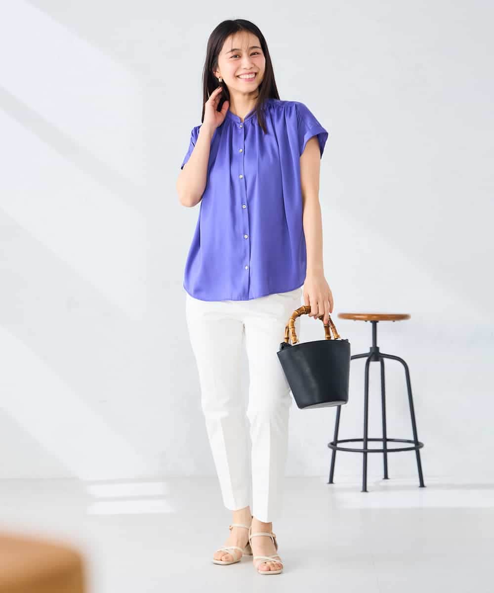 K2BGD05039 a.v.v(アー・ヴェ・ヴェ) 【接触冷感/UVカット】サテンギャザーブラウス【吸水速乾/イージーケア】 ダークグレー