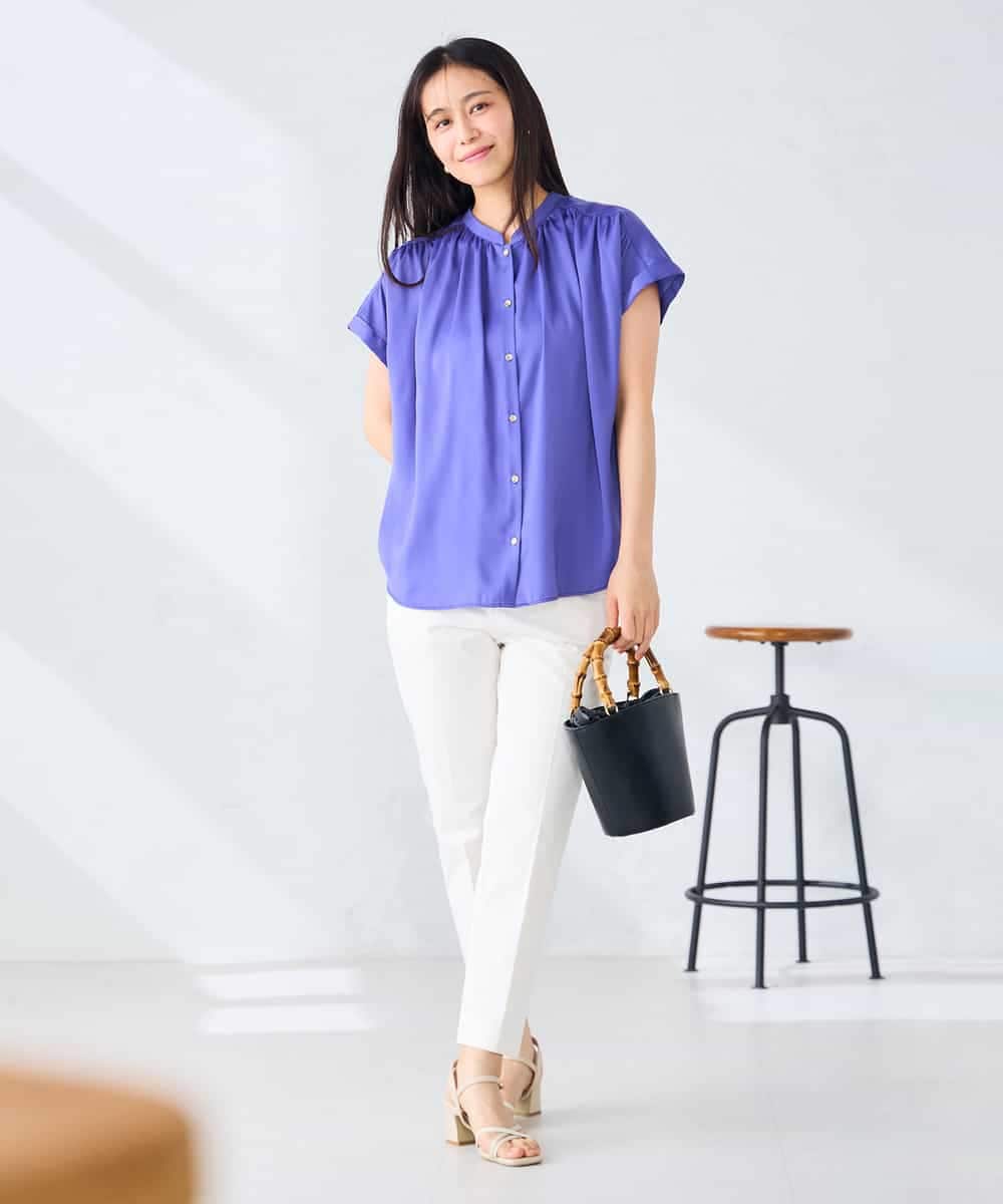 K2BGD05039 a.v.v(アー・ヴェ・ヴェ) 【接触冷感/UVカット】サテンギャザーブラウス【吸水速乾/イージーケア】 ダークグレー