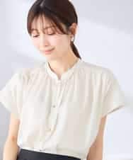 K2BGD05039 a.v.v(アー・ヴェ・ヴェ) 【接触冷感/UVカット】サテンギャザーブラウス【吸水速乾/イージーケア】 ダークグレー