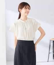 K2BGD05039 a.v.v(アー・ヴェ・ヴェ) 【接触冷感/UVカット】サテンギャザーブラウス【吸水速乾/イージーケア】 ダークグレー