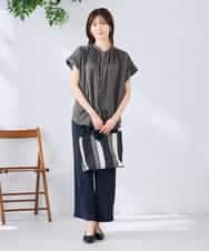 K2BGD05039 a.v.v(アー・ヴェ・ヴェ) 【接触冷感/UVカット】サテンギャザーブラウス【吸水速乾/イージーケア】 ダークグレー