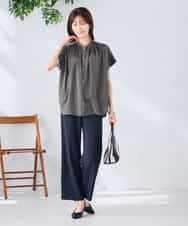 K2BGD05039 a.v.v(アー・ヴェ・ヴェ) 【接触冷感/UVカット】サテンギャザーブラウス【吸水速乾/イージーケア】 ダークグレー