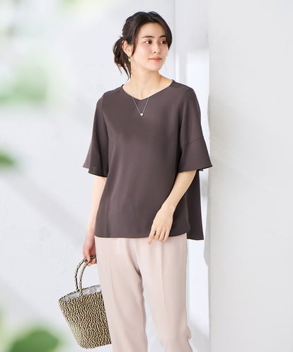 K2BGD07049 a.v.v ［支持率NO.1/接触冷感/速乾/UVカット/イージーケア］浅Vネックブラウス
