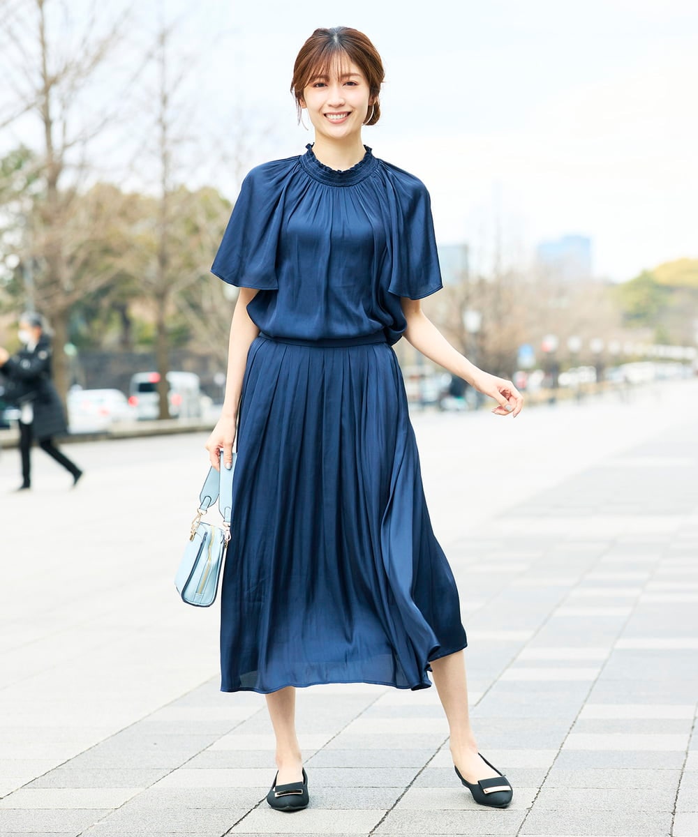 K2BGD14039 a.v.v(アー・ヴェ・ヴェ) エアリーサテンシャーリングネックブラウス ピンク