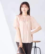 K2BGD14039 a.v.v(アー・ヴェ・ヴェ) エアリーサテンシャーリングネックブラウス ピンク