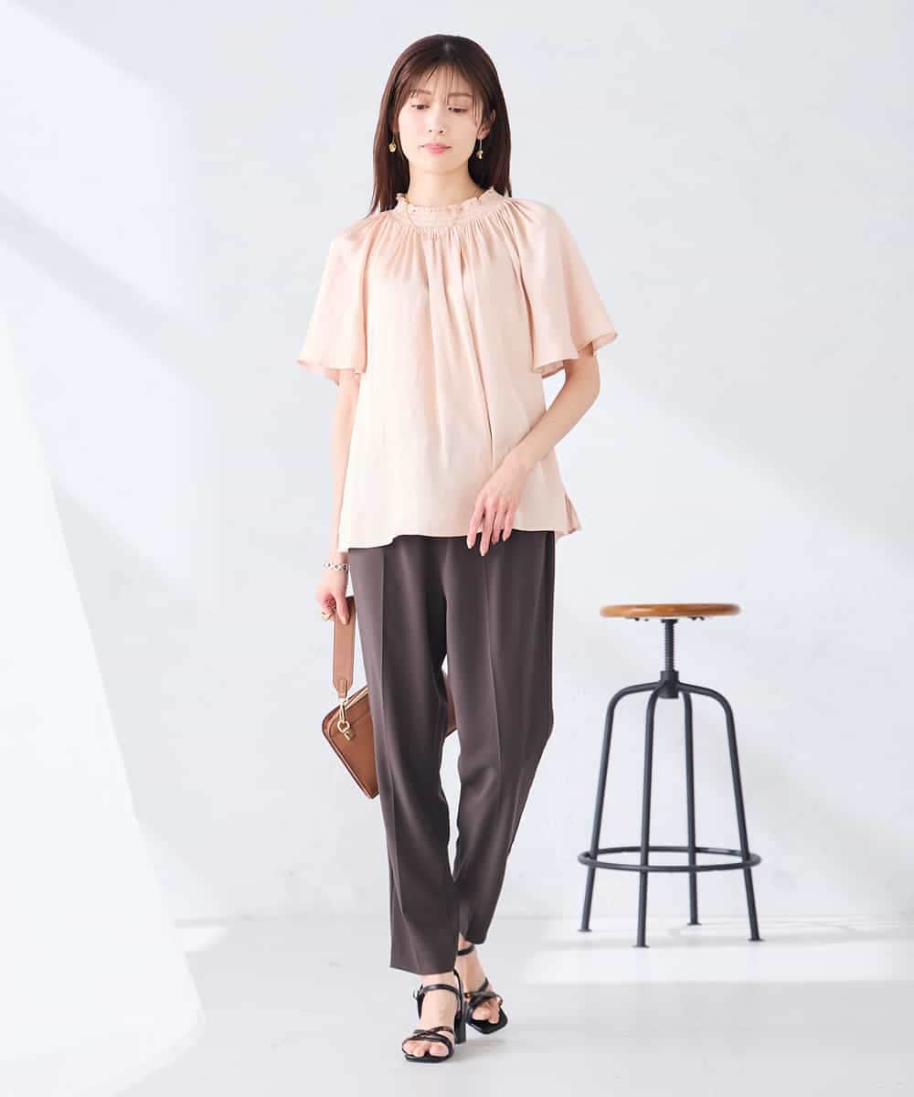 K2BGD14039 a.v.v(アー・ヴェ・ヴェ) エアリーサテンシャーリングネックブラウス ピンク