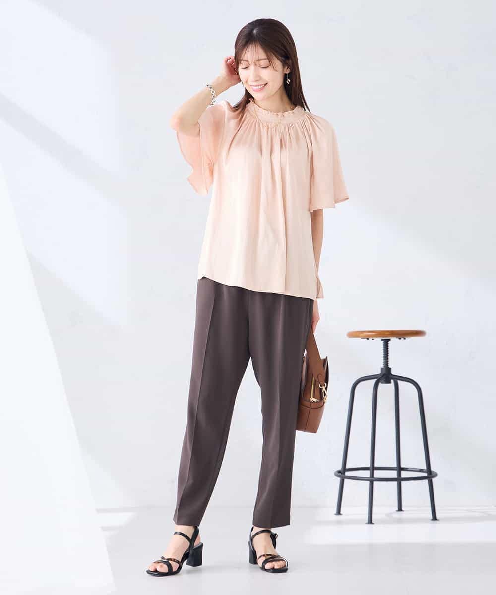 K2BGD14039 a.v.v(アー・ヴェ・ヴェ) エアリーサテンシャーリングネックブラウス ピンク