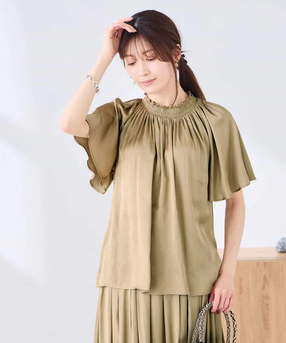 K2BGD14039 a.v.v(アー・ヴェ・ヴェ) エアリーサテンシャーリングネックブラウス ピンク