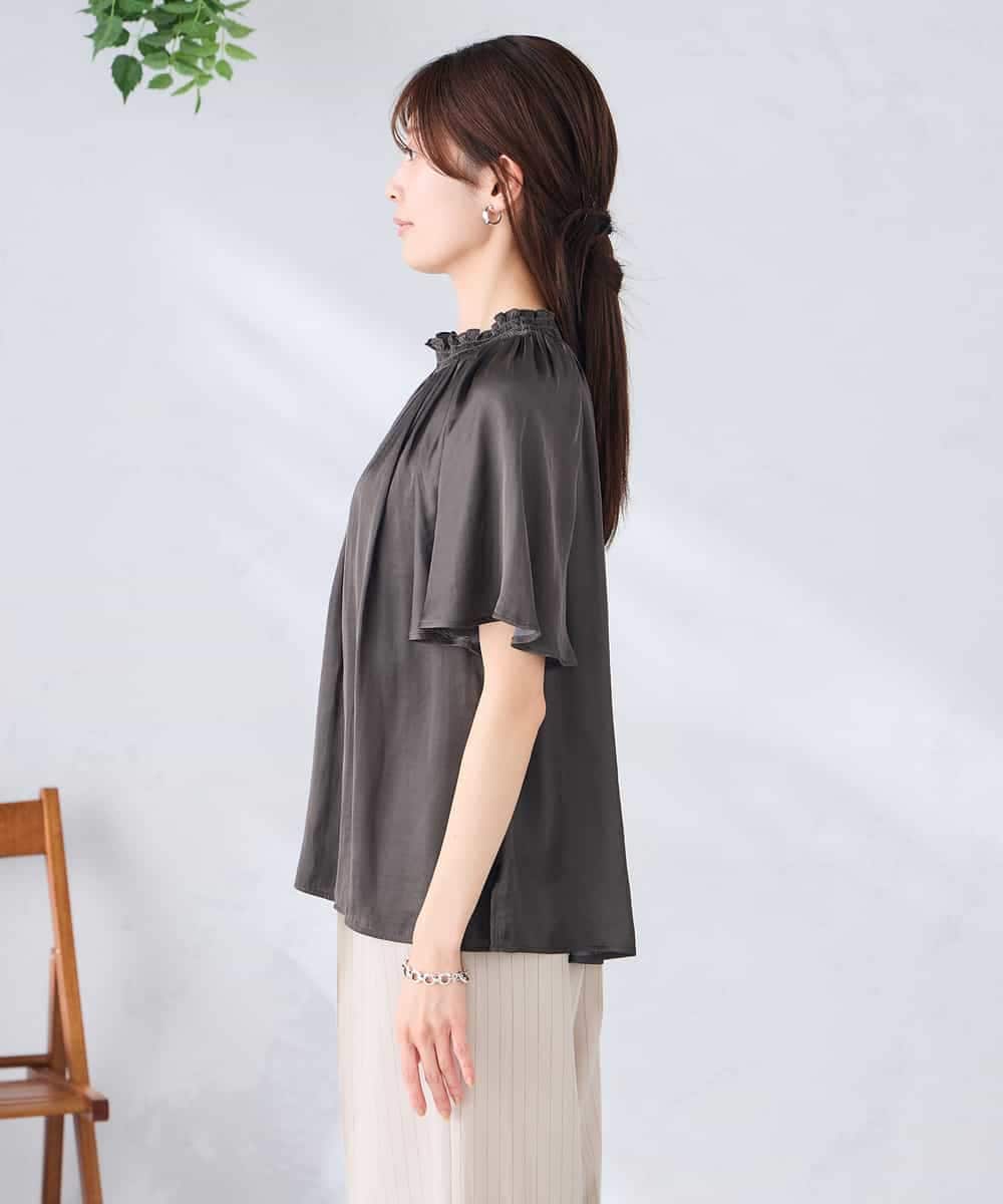 K2BGD14039 a.v.v(アー・ヴェ・ヴェ) エアリーサテンシャーリングネックブラウス ピンク