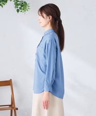 K2BGD15044 a.v.v(アー・ヴェ・ヴェ) バックタックシアーシャツ【接触冷感/イージーケア】 レッド