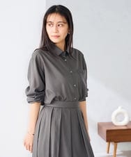 K2BGD15044 a.v.v(アー・ヴェ・ヴェ) バックタックシアーシャツ【接触冷感/イージーケア】 レッド