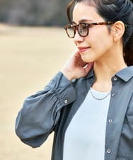 K2BGD15044 a.v.v(アー・ヴェ・ヴェ) バックタックシアーシャツ【接触冷感/イージーケア】 レッド