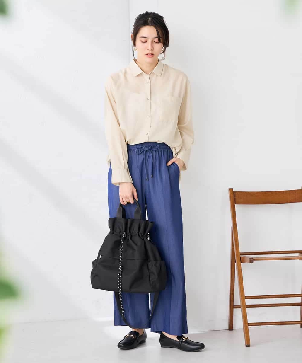 K2BGD15044 a.v.v(アー・ヴェ・ヴェ) バックタックシアーシャツ【接触冷感/イージーケア】 レッド