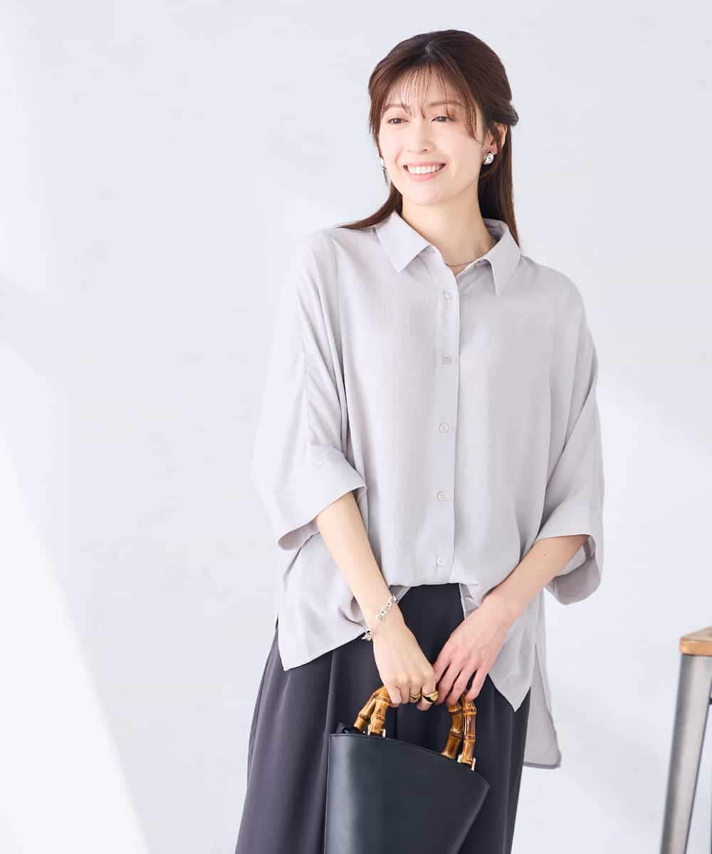 K2BGD30049 a.v.v(アー・ヴェ・ヴェ) 【2WAY】楊柳ドルマンシルエットシャツ アイボリー