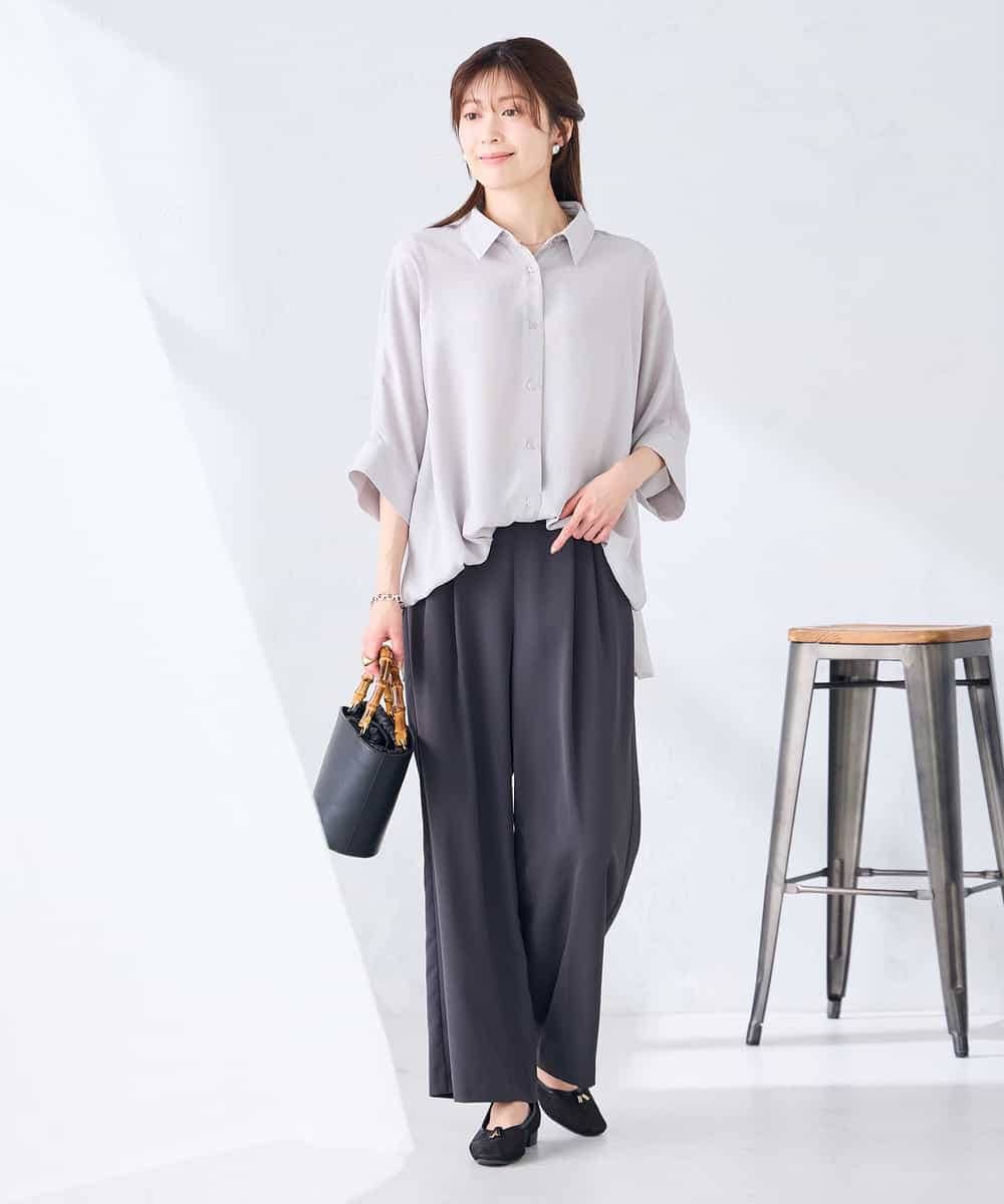 K2BGD30049 a.v.v(アー・ヴェ・ヴェ) 【2WAY】楊柳ドルマンシルエットシャツ アイボリー