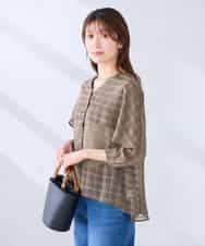 K2BGD31049 a.v.v(アー・ヴェ・ヴェ) ケープ風シアーブラウス ネイビー