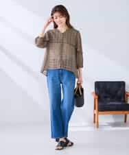 K2BGD31049 a.v.v(アー・ヴェ・ヴェ) ケープ風シアーブラウス ネイビー