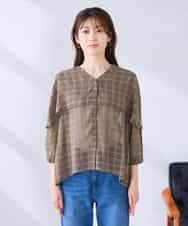 K2BGD31049 a.v.v(アー・ヴェ・ヴェ) ケープ風シアーブラウス ネイビー