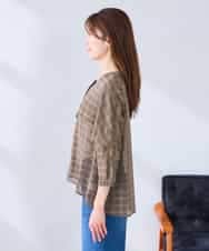 K2BGD31049 a.v.v(アー・ヴェ・ヴェ) ケープ風シアーブラウス ネイビー