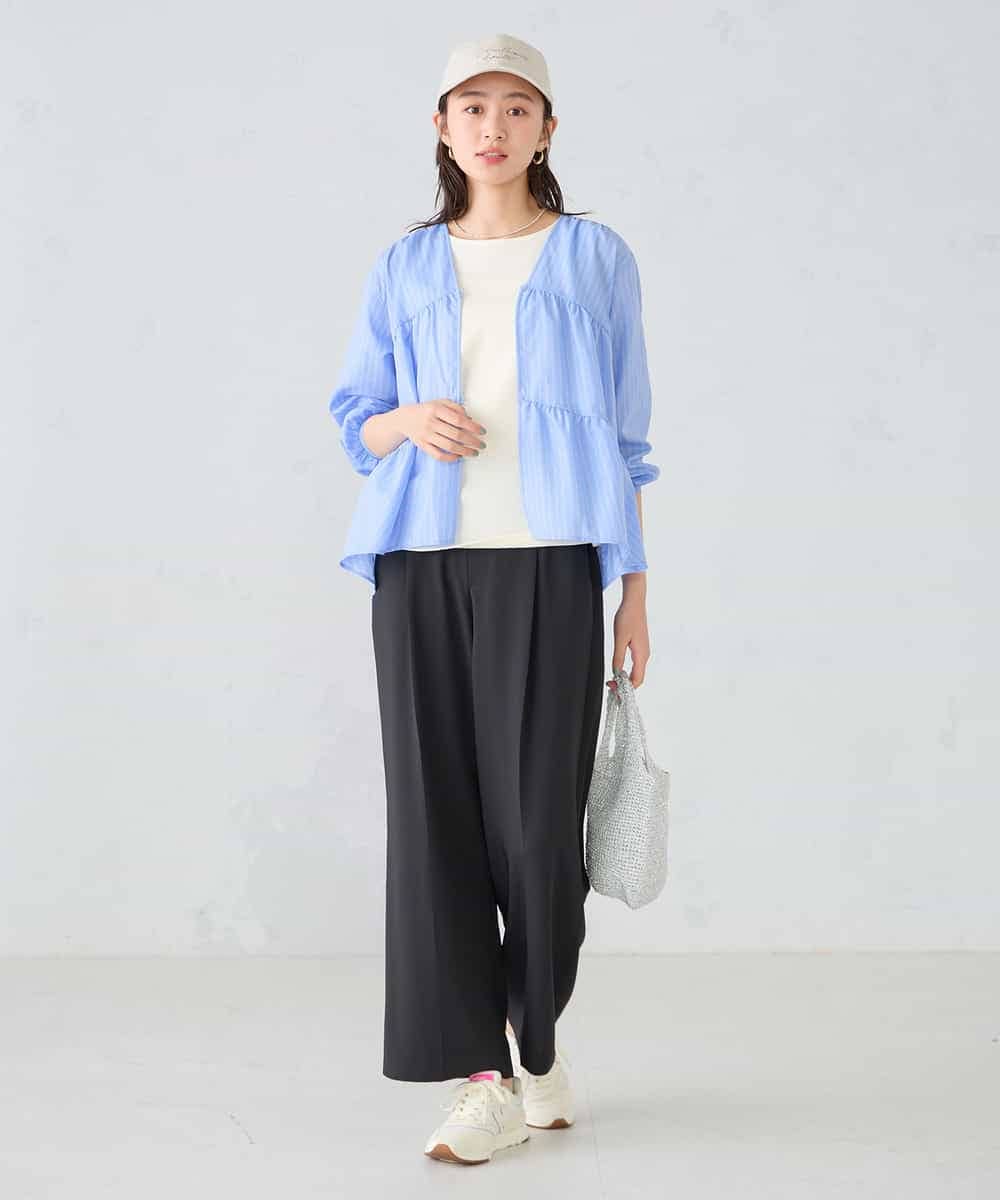 K2BGD32049 a.v.v(アー・ヴェ・ヴェ) ストライプ柄ティアードシアーブラウス アイボリー