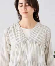 K2BGD32049 a.v.v(アー・ヴェ・ヴェ) ストライプ柄ティアードシアーブラウス アイボリー