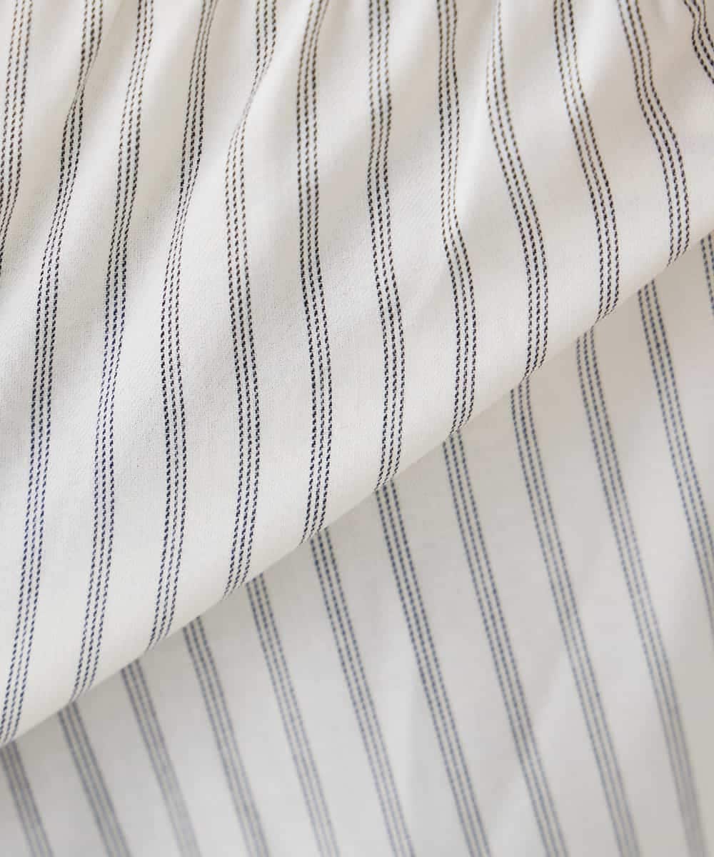 K2BGD32049 a.v.v(アー・ヴェ・ヴェ) ストライプ柄ティアードシアーブラウス アイボリー