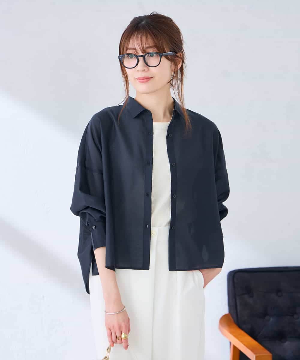 K2BGD33044 a.v.v(アー・ヴェ・ヴェ) 【洗える/接触冷感】クロップド丈セミシアーシャツ ブラウン×アイボリーストライプ柄