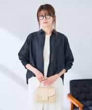 K2BGD33044 a.v.v(アー・ヴェ・ヴェ) 【洗える/接触冷感】クロップド丈セミシアーシャツ ブラウン×アイボリーストライプ柄